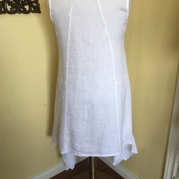 White linen top - Picture 3 of 3